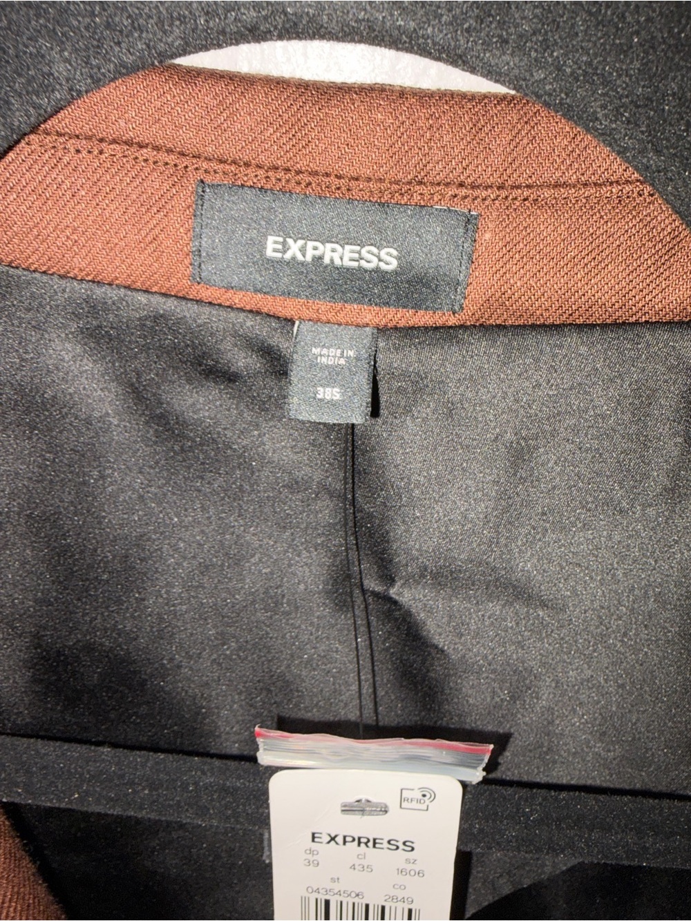 Express Men's Rust-Brown Two-Button Sport Coat 38S - Picture 3 of 6
